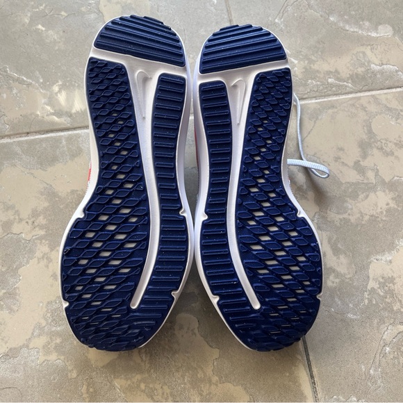 Nike Downshifter 12 Running Shoes size 7 - Picture 2 of 4